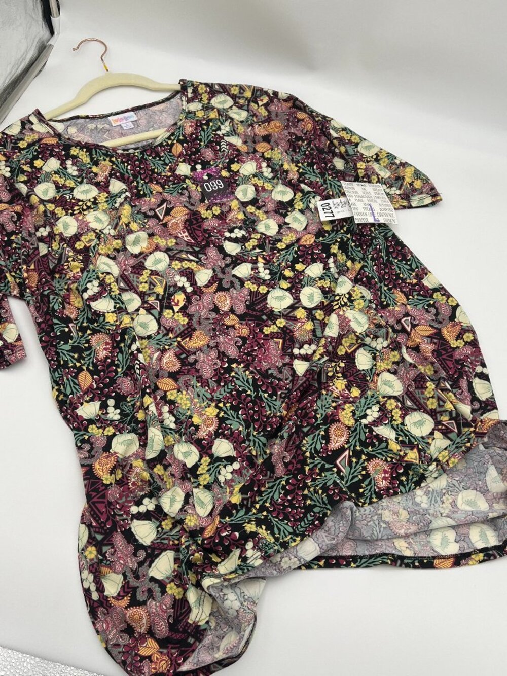 NWT LuLaRoe Irma Tunic - L (14-16)